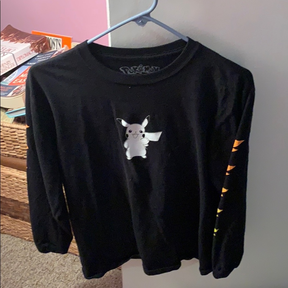 Pokémon long tee shirt